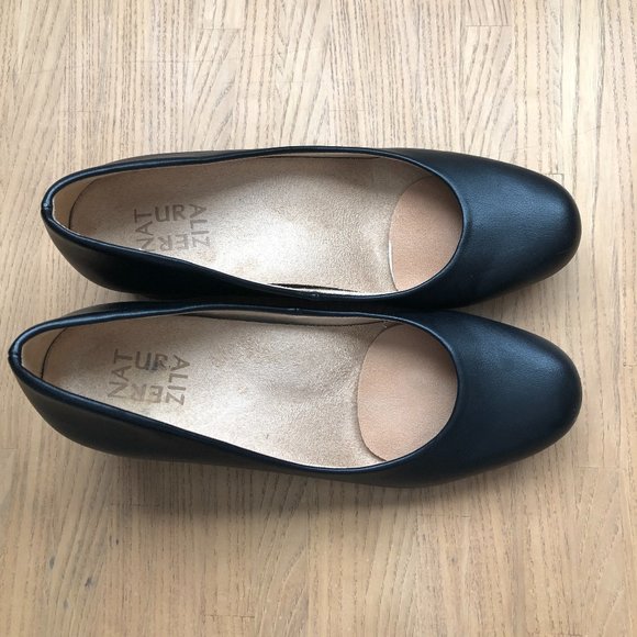 Naturalizer Women's Black High Heels | Size 7M - Picture 1 of 9